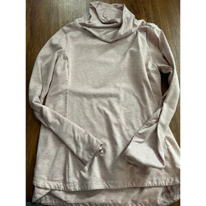 Women’s Apana Size Small Active Top